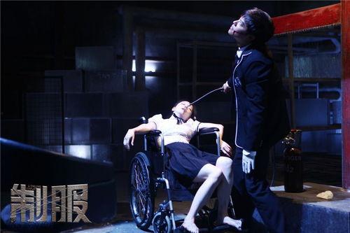 制服电影在线观看,在线观看，揭秘制服下的激情与故事