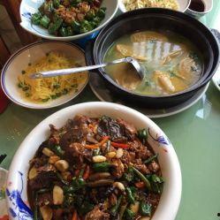 小康人家炒鸡店爆料视频,揭秘家常炒鸡的秘制秘诀
