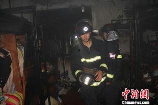 东湖火灾学生爆料新闻视频,惊心动魄的逃生瞬间  第2张