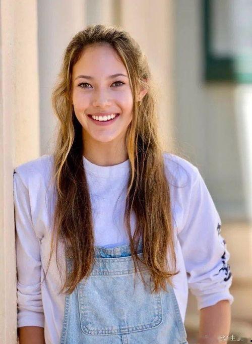 谷爱凌外婆爆料视频,揭秘谷爱凌成长背后的故事