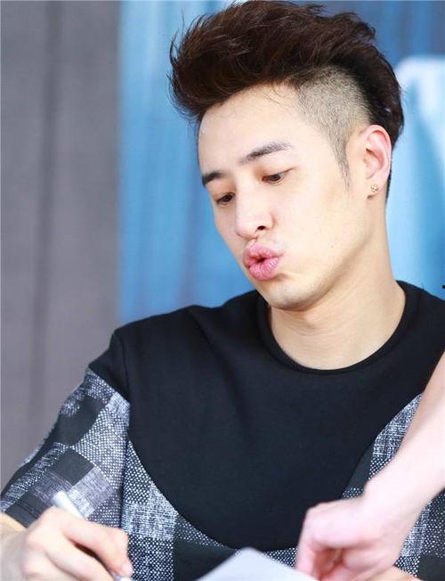 娱乐圈爆料潘玮柏,揭秘明星背后的故事  第2张