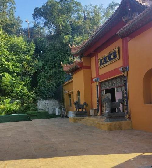 玄奘寺事件爆料视频真假,揭秘真相与谣言交织的舆论漩涡  第3张