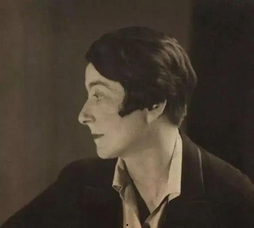 吃娱乐圈的瓜违法吗,法律边界与道德考量  第2张