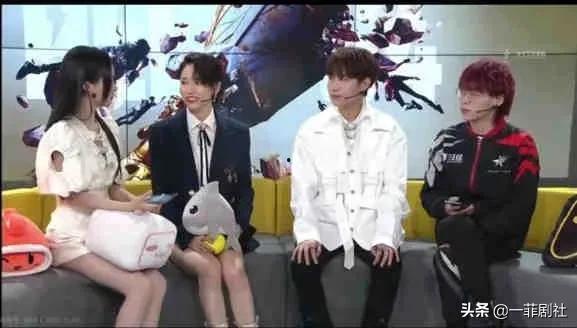 娱乐主播大瓜爆料,大瓜爆料，明星幕后故事大公开  第2张